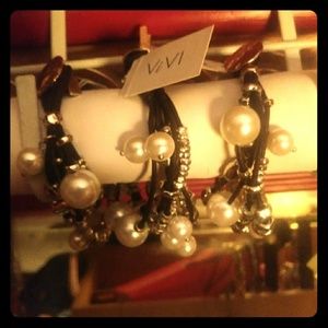 Multi strand pearl bracelet